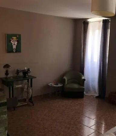Charmant Logement Avec Terrasse Sous Les Voutes Appartement *